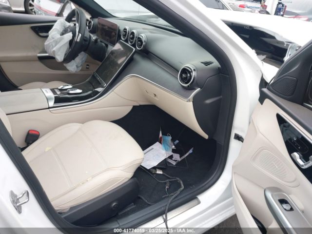 W1KAF4GB9RR237814 Mercedes-Benz C 300