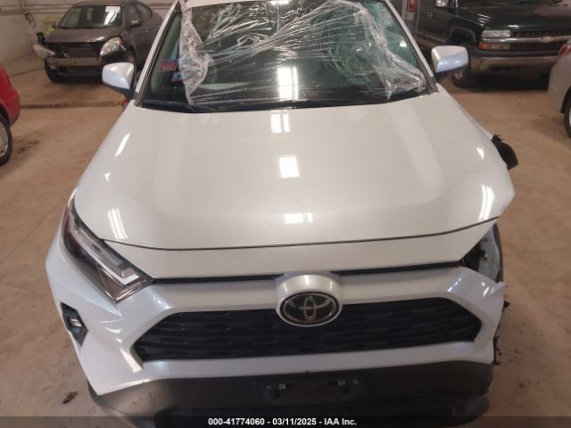 2T3A1RFVXPW374517 Toyota Rav4 Xle Premium
