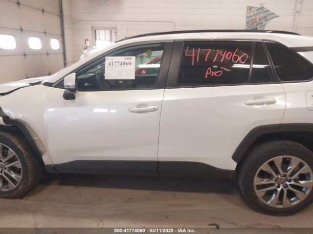 2T3A1RFVXPW374517 Toyota Rav4 Xle Premium