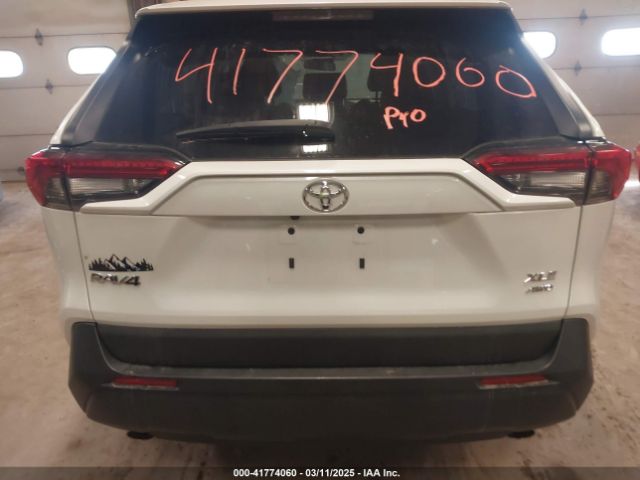 2T3A1RFVXPW374517 Toyota Rav4 Xle Premium