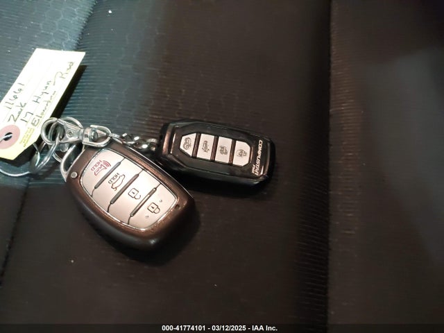 5NPD84LF8HH128860 Hyundai Elantra Value Edition