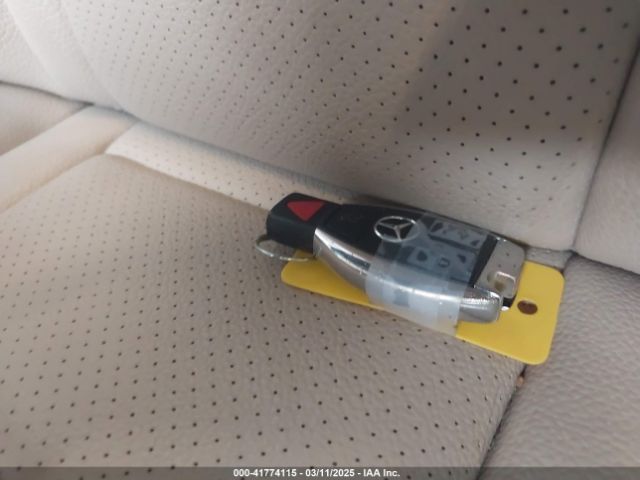 55SWF4KB2JU247861 Mercedes-Benz C 300 4matic