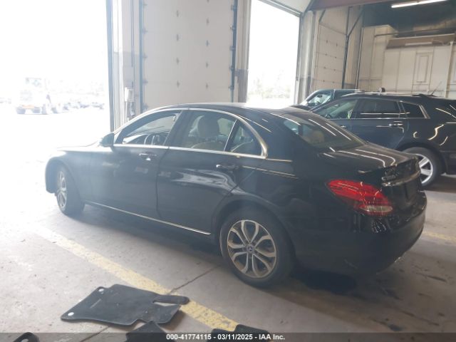 55SWF4KB2JU247861 Mercedes-Benz C 300 4matic