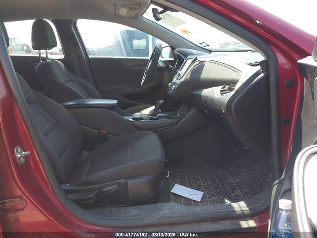 1G1ZD5ST5JF177389 Chevrolet MALIBU LT
