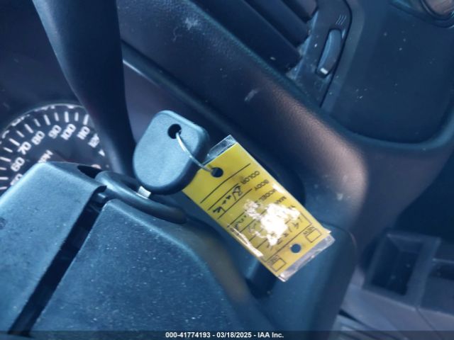 2014 CHEVROLET SILVERADO 1500 3GCUKPEH2EG191376 Photo 10