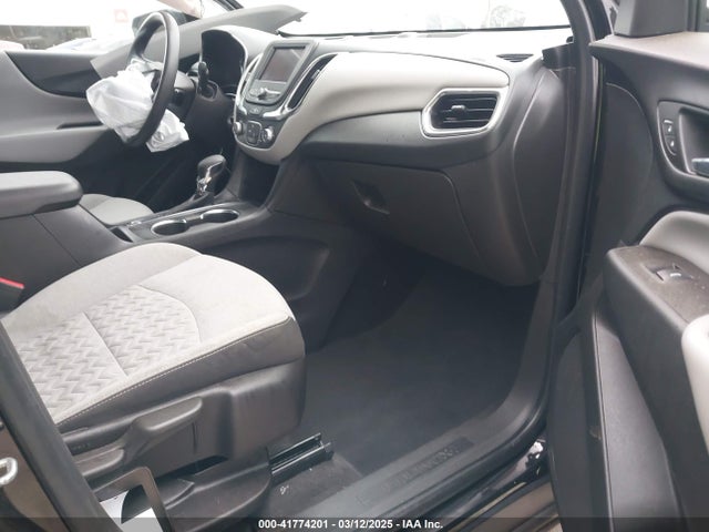 3GNAXUEV0NL206528 Chevrolet Equinox Awd Lt