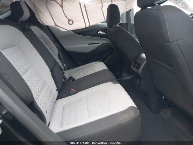 3GNAXUEV0NL206528 Chevrolet Equinox Awd Lt