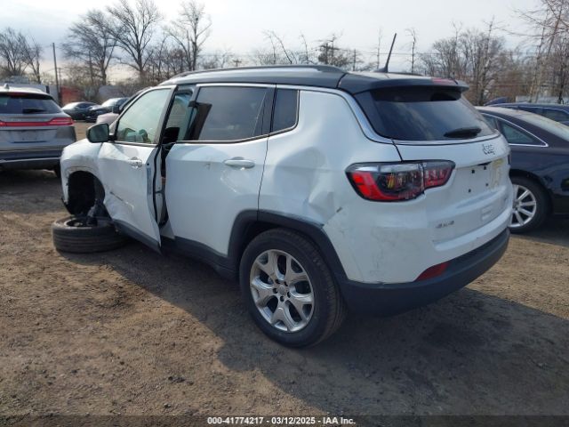 3C4NJDCB9NT130392 Jeep Compass Limited 4x4