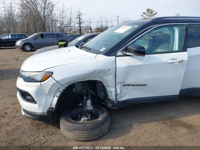 3C4NJDCB9NT130392 Jeep Compass Limited 4x4