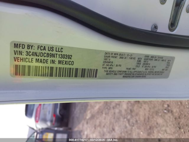 3C4NJDCB9NT130392 Jeep Compass Limited 4x4