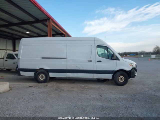 WD3PF1CDXKP148405 Mercedes-Benz Sprinter 2500 High Roof V6