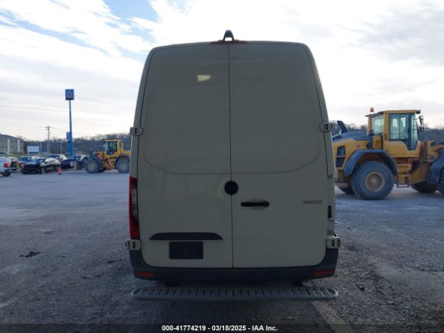 WD3PF1CDXKP148405 Mercedes-Benz Sprinter 2500 High Roof V6