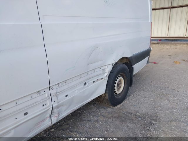 WD3PF1CDXKP148405 Mercedes-Benz Sprinter 2500 High Roof V6