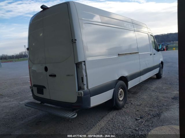 WD3PF1CDXKP148405 Mercedes-Benz Sprinter 2500 High Roof V6