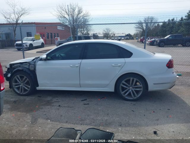 1VWAA7A37JC028782 Volkswagen Passat 2.0t R-line/2.0t S