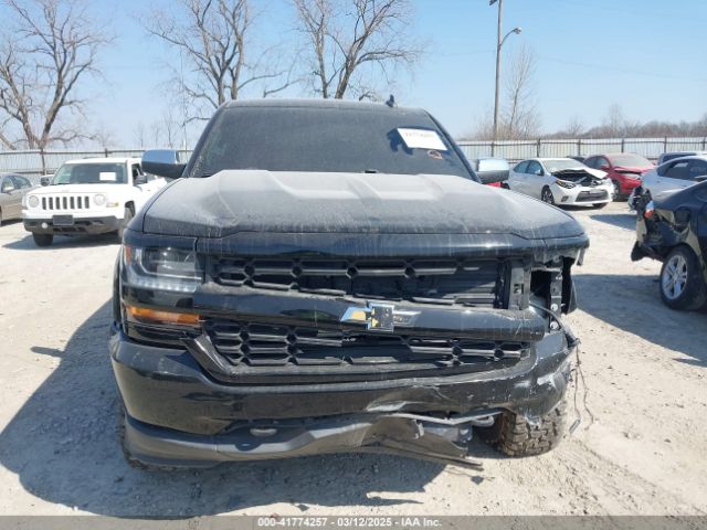 3GCUKPEC4JG552699 Chevrolet Silverado 1500 Custom