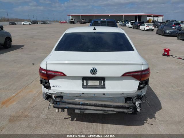 3VWN57BU3KM021826 Volkswagen Jetta 1.4t S