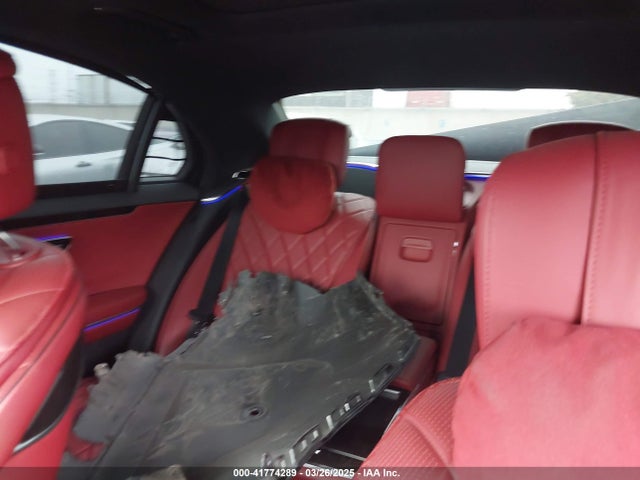 W1K6G7GB9NA067550 Mercedes-Benz m176