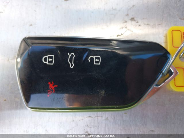 2021 VOLKSWAGEN ID.4 WVGDMPE27MP019713 Photo 10