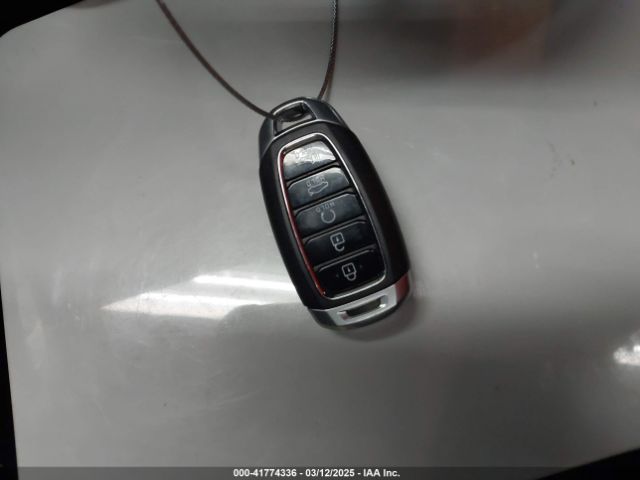 KMHLM4AJ0PU037693 Hyundai Elantra Hybrid Blue