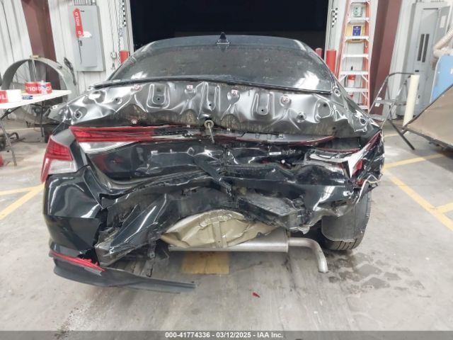 KMHLM4AJ0PU037693 Hyundai Elantra Hybrid Blue