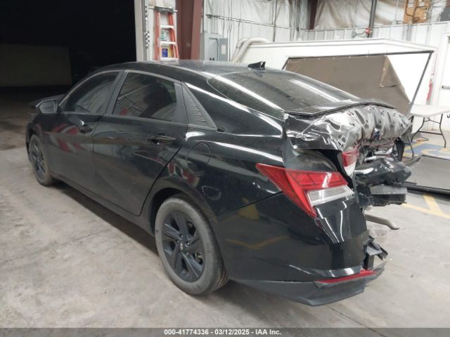 KMHLM4AJ0PU037693 Hyundai Elantra Hybrid Blue