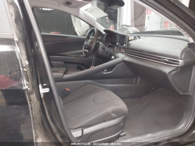 KMHLM4AJ0PU037693 Hyundai Elantra Hybrid Blue