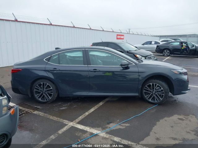 4T1DBADK8SU516661 Toyota CAMRY XLE