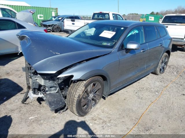 2020 VOLVO V60 CROSS COUNTRY YV4102WK0L1033374 Photo 1
