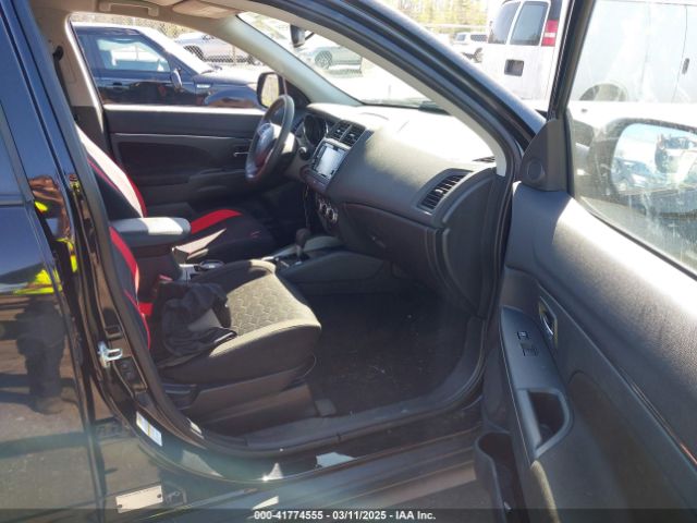 2021 MITSUBISHI OUTLANDER SPORT JA4APUAU8MU020806 Photo 4