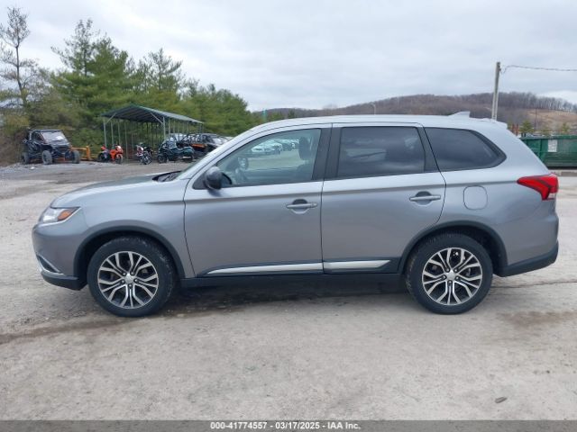 JA4AZ2A39HZ070242 Mitsubishi Outlander Es