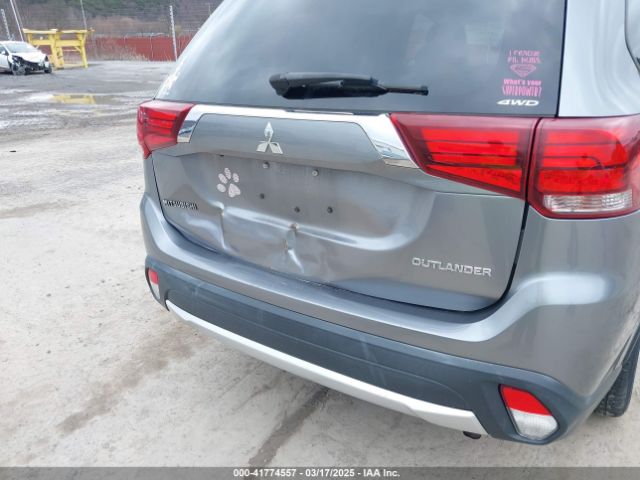 JA4AZ2A39HZ070242 Mitsubishi Outlander Es