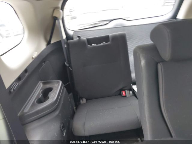 JA4AZ2A39HZ070242 Mitsubishi Outlander Es