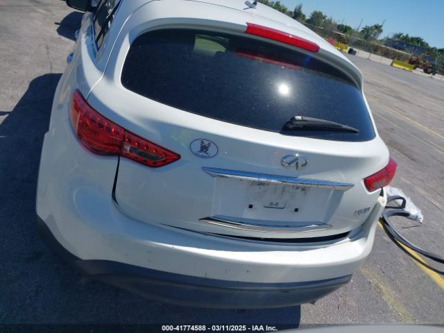 JN8CS1MU4HM142385 Infiniti QX70