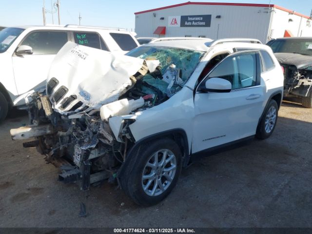 1C4PJLCB8GW230578 Jeep Cherokee Latitude