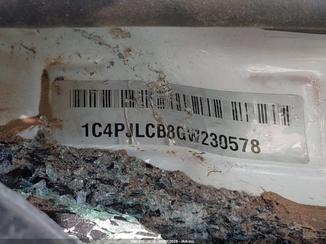 1C4PJLCB8GW230578 Jeep Cherokee Latitude