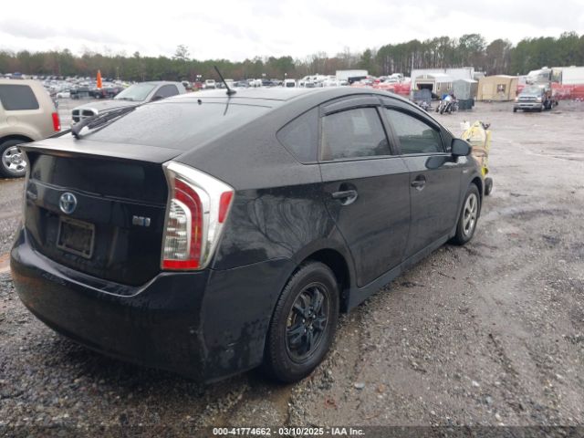 JTDKN3DU8E0369379 Toyota Prius Two