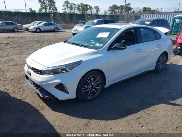 3KPF54AD1PE522206 KIA Forte Gt-line