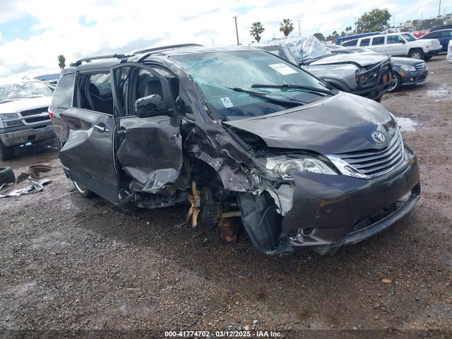 Toyota 2gr-fks 2017 5TDYZ3DC0HS882729 Image 1