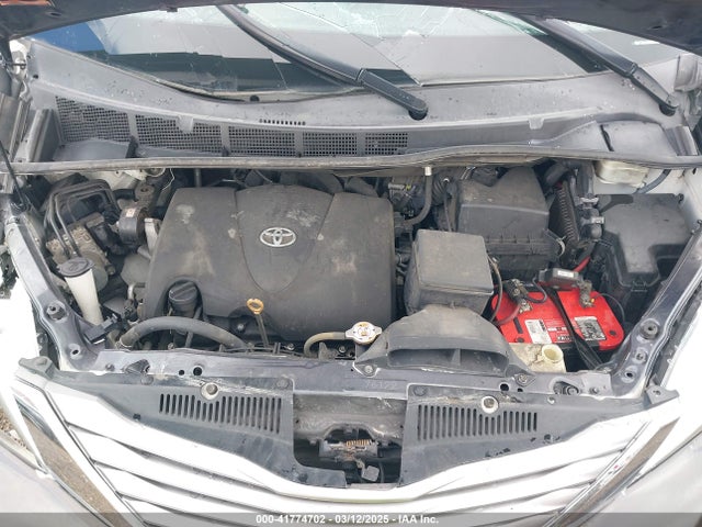 Toyota 2gr-fks 2017 5TDYZ3DC0HS882729 Image 10