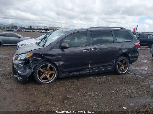 Toyota 2gr-fks 2017 5TDYZ3DC0HS882729 Image 14