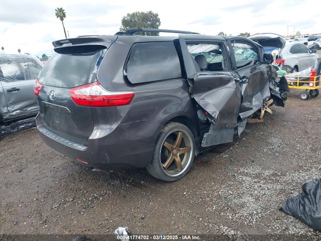 Toyota 2gr-fks 2017 5TDYZ3DC0HS882729 Image 4
