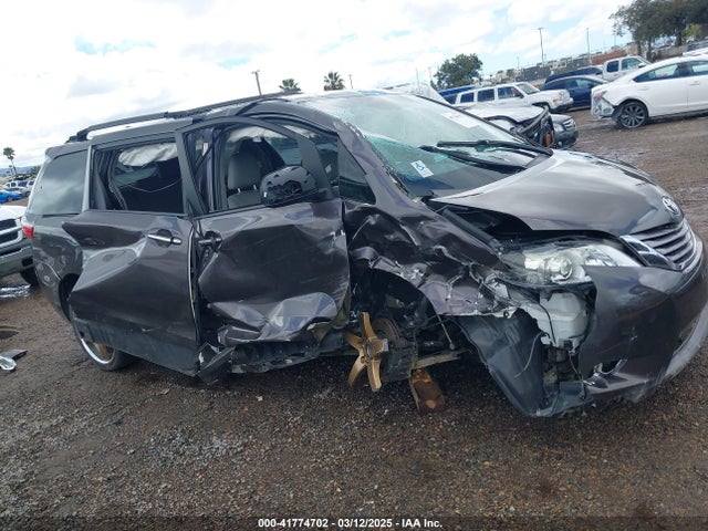 Toyota 2gr-fks 2017 5TDYZ3DC0HS882729 Image 6