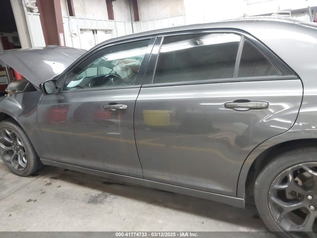 2C3CCAAG2JH282018 Chrysler 300 Touring