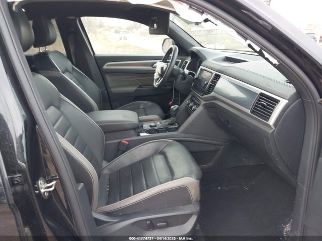 Продаж на аукціоні авто 2021 Volkswagen Atlas Cross Sport 3.6l V6 Sel Premium, vin: 1V2TE2CA5MC218257, номер лоту: 41774737