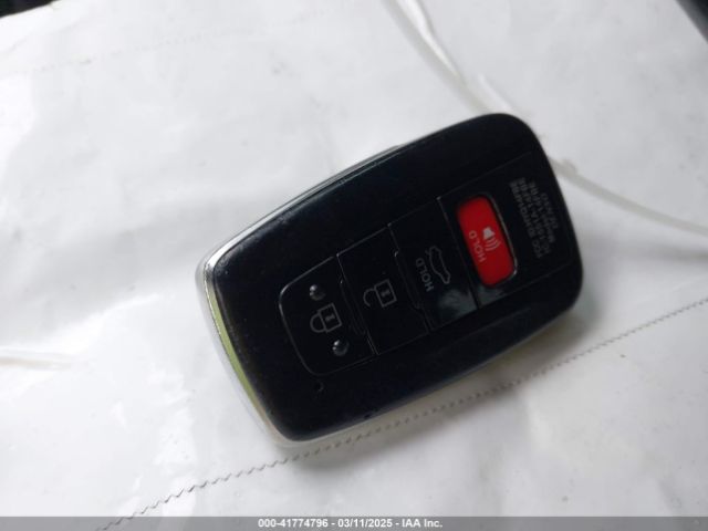 4T1BZ1FB3KU033885 Toyota AVALON XLE