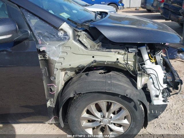 KNDMB5C13L6617567 KIA SEDONA LX
