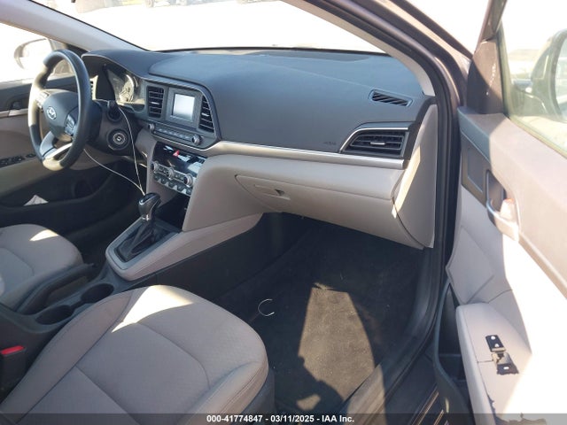 Hyundai ELANTRA SE 2020 5NPD74LF1LH506965 Image 5