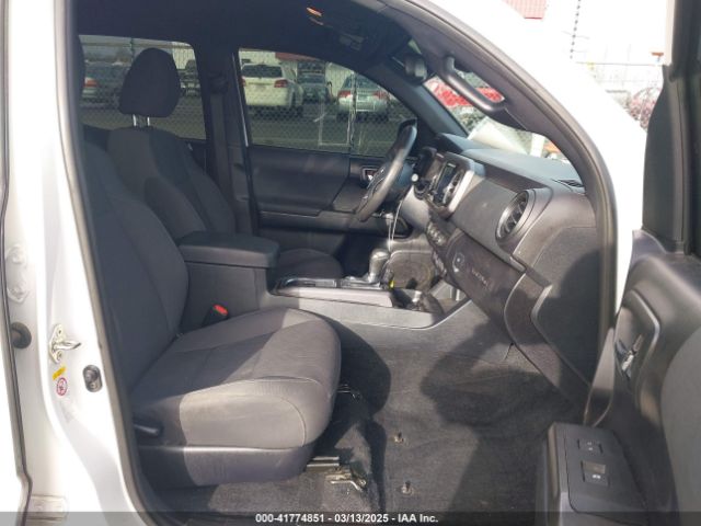 3TMCZ5AN9KM284092 Toyota Tacoma Trd Off Road