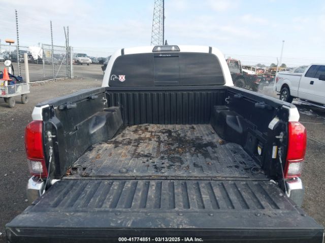 3TMCZ5AN9KM284092 Toyota Tacoma Trd Off Road